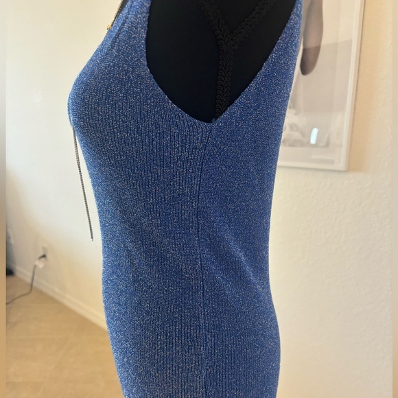 Blue Sleeveless Knit Top - Picture 5 of 6